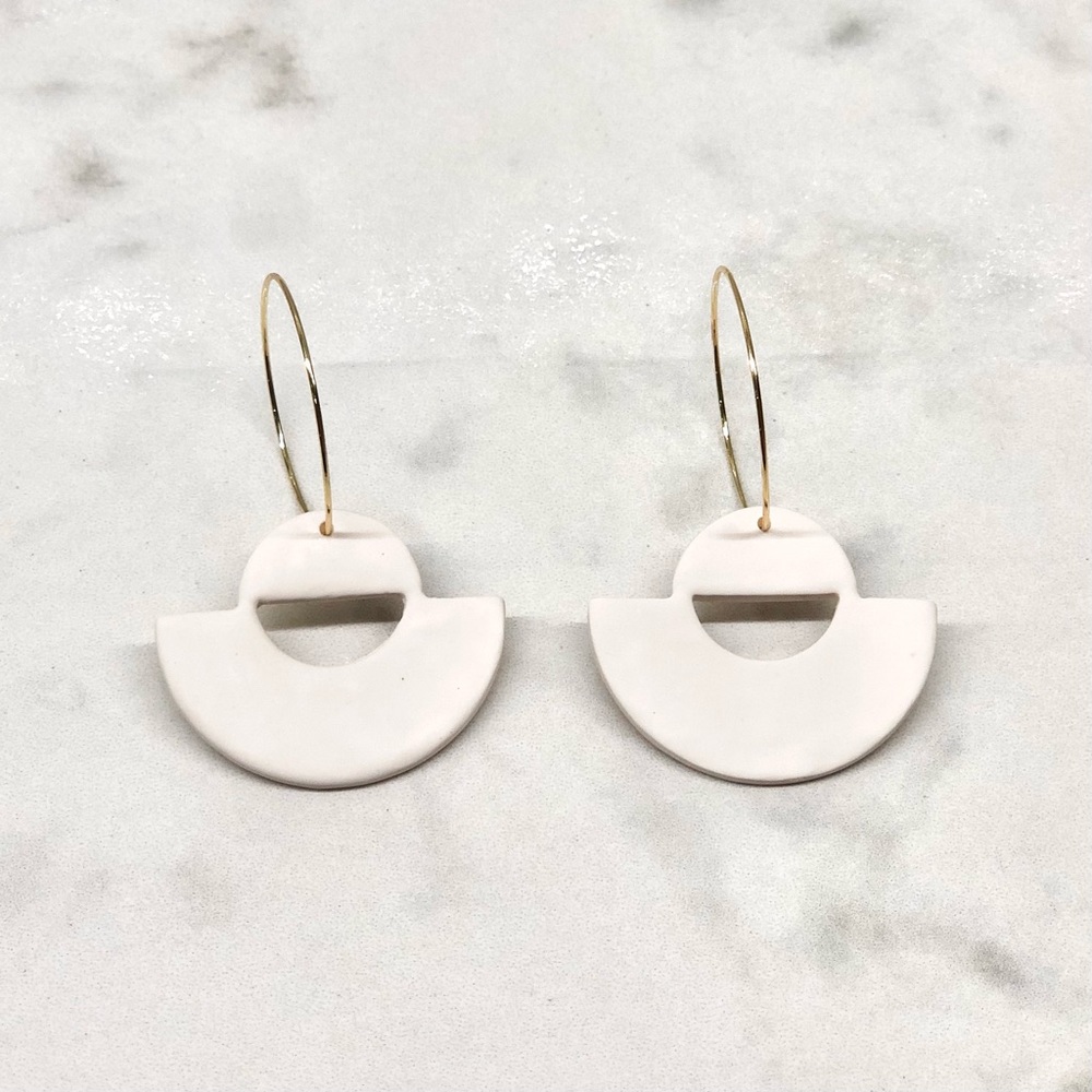 White Chic Gold Hoop Earrings